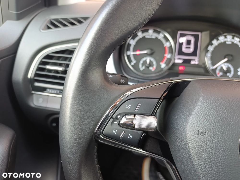Skoda Fabia 1.0 TSI Ambition - 26