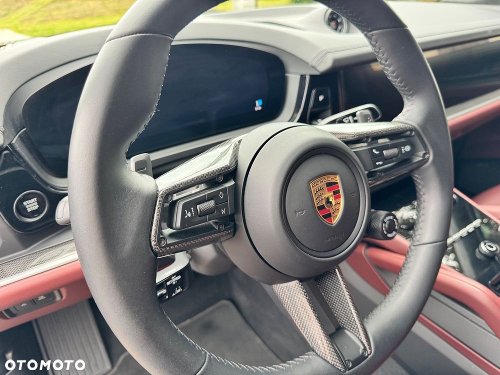 Porsche Cayenne Turbo E-Hybrid PHEV - 16