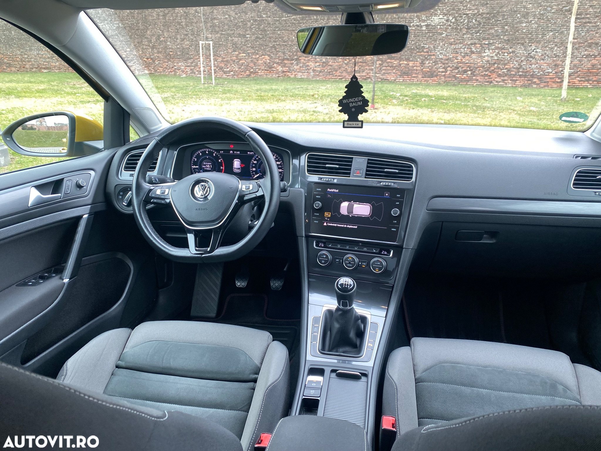 Volkswagen Golf 1.0 TSI (BlueMotion Technology) Comfortline - 17