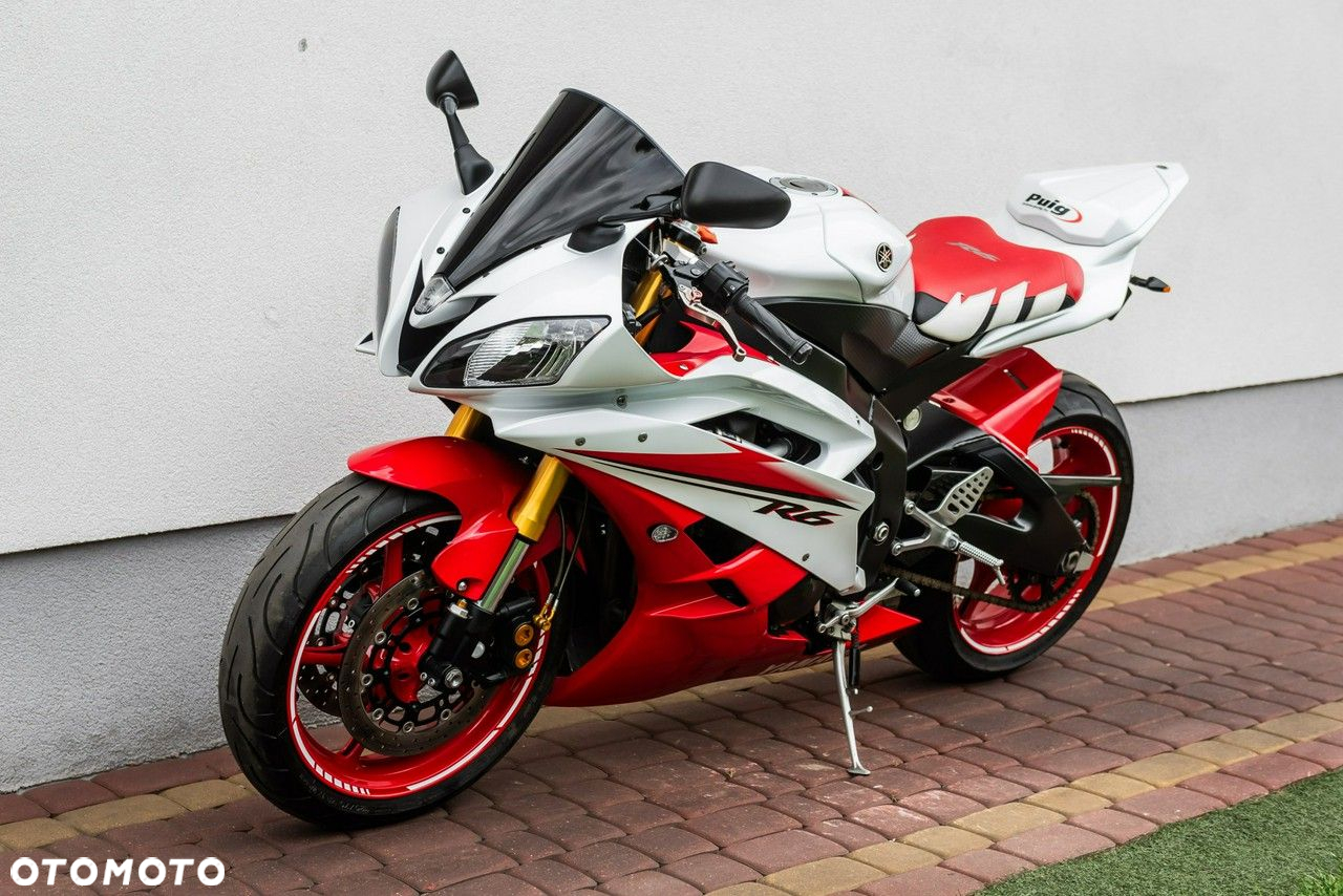 Yamaha R6 - 6