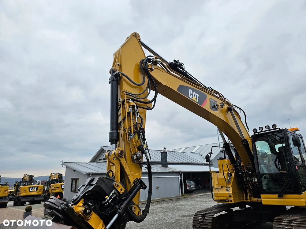 Caterpillar 325 FL CR - 11