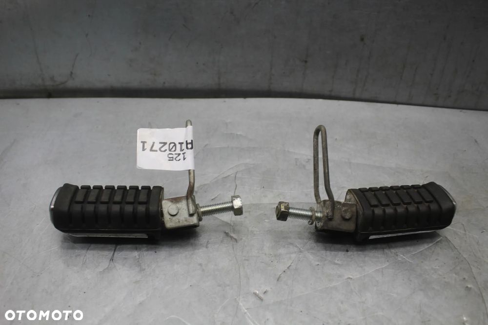 Cagiva roadster 125 Podnóżek podnóżki set sety - 1