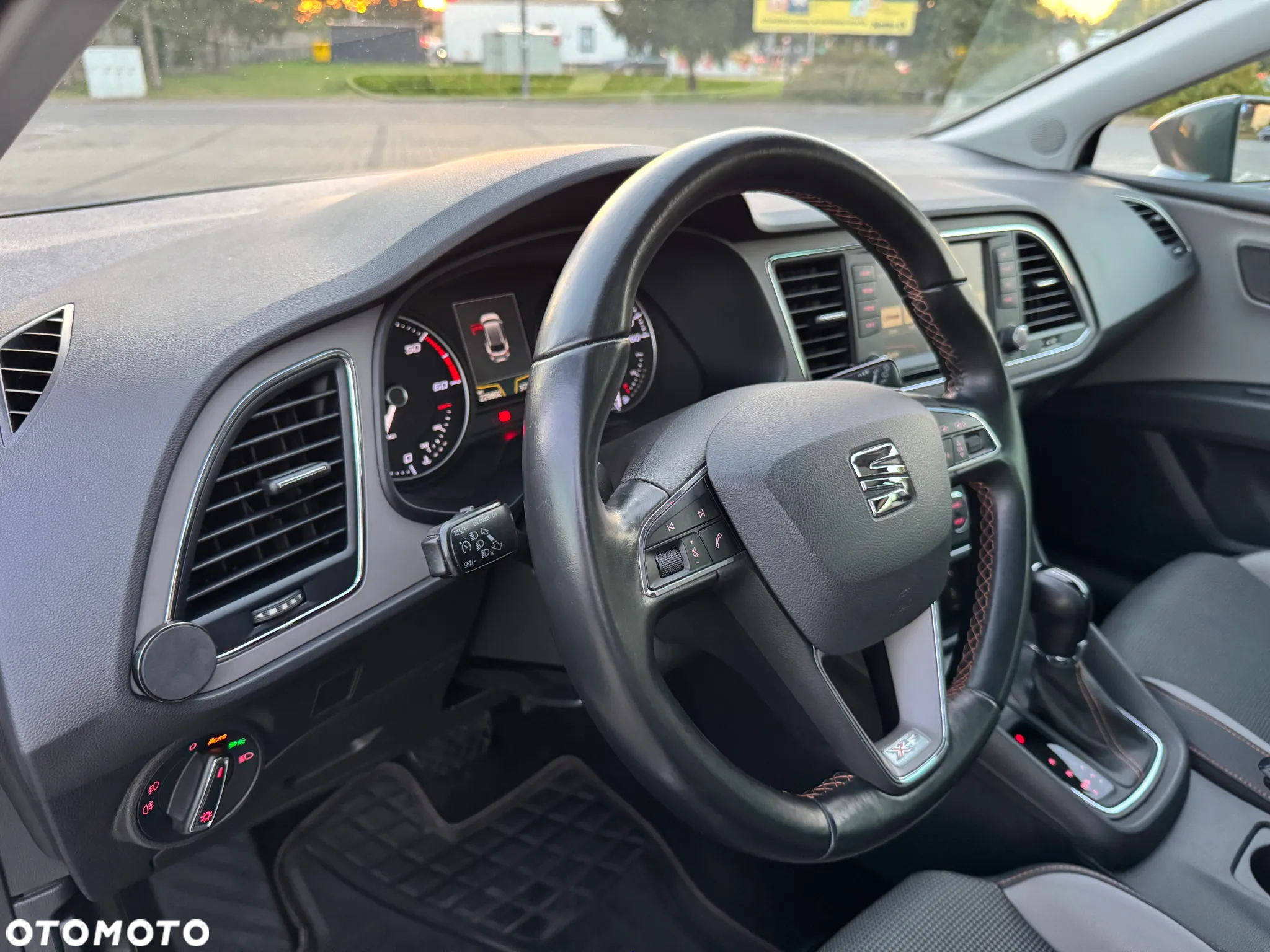 Seat Leon 2.0 TDI X-Perience S&S 4Drive DSG - 19