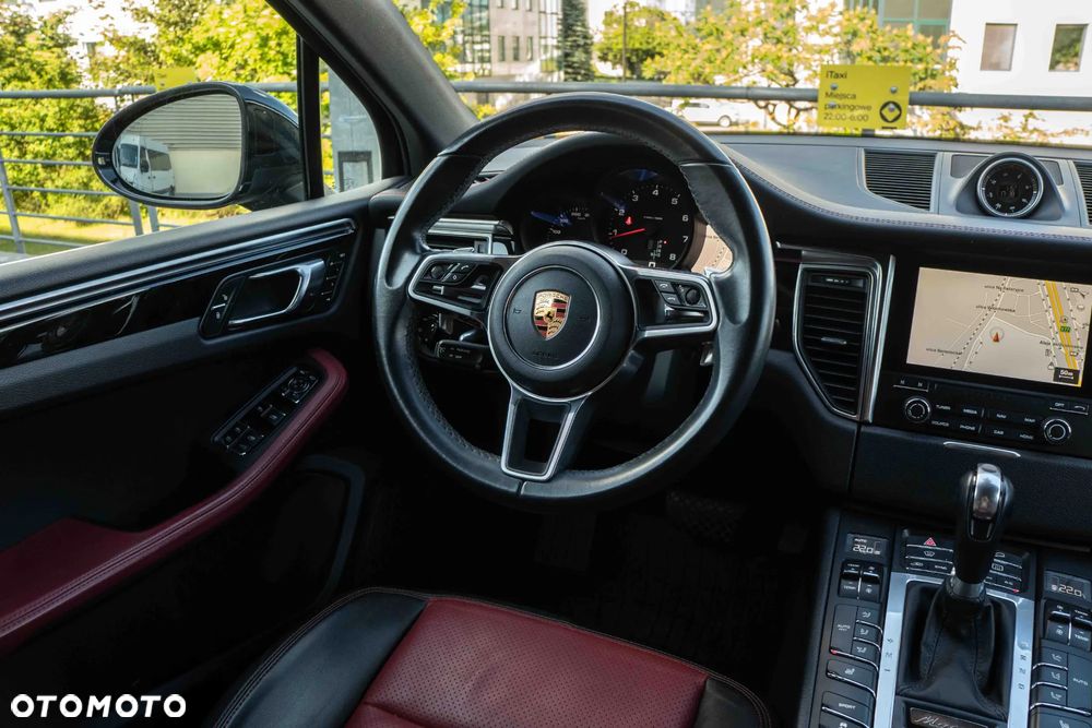 Porsche Macan - 18