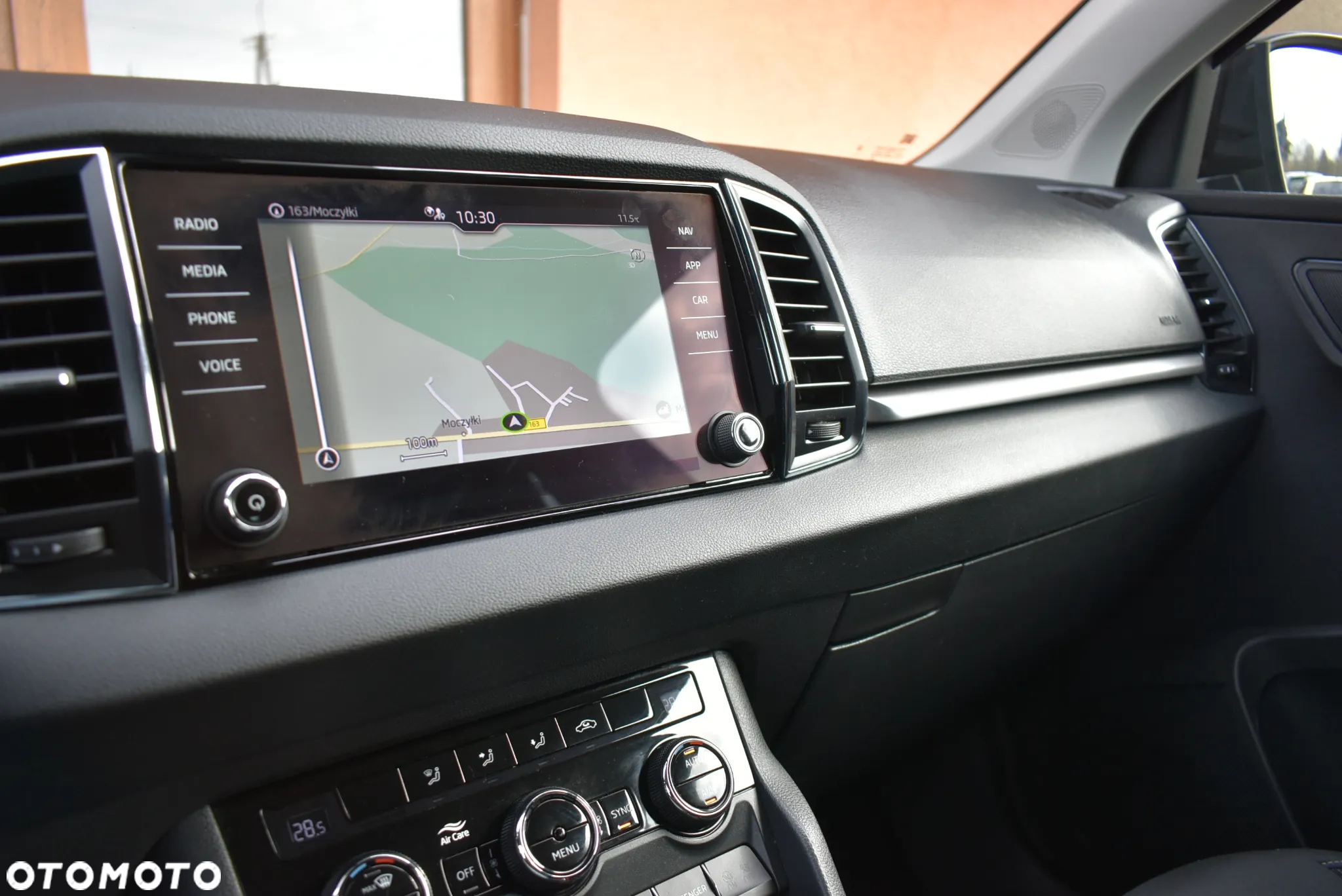 Skoda Karoq 1.5 TSI ACT 4x2 Ambition DSG - 13