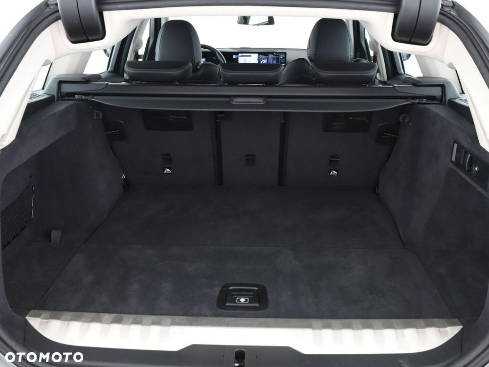BMW Seria 3 330e PHEV - 21