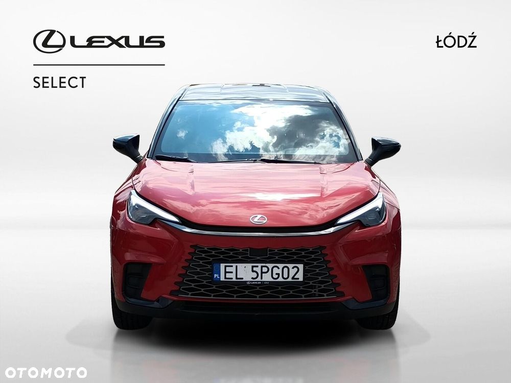 Lexus LBX - 9