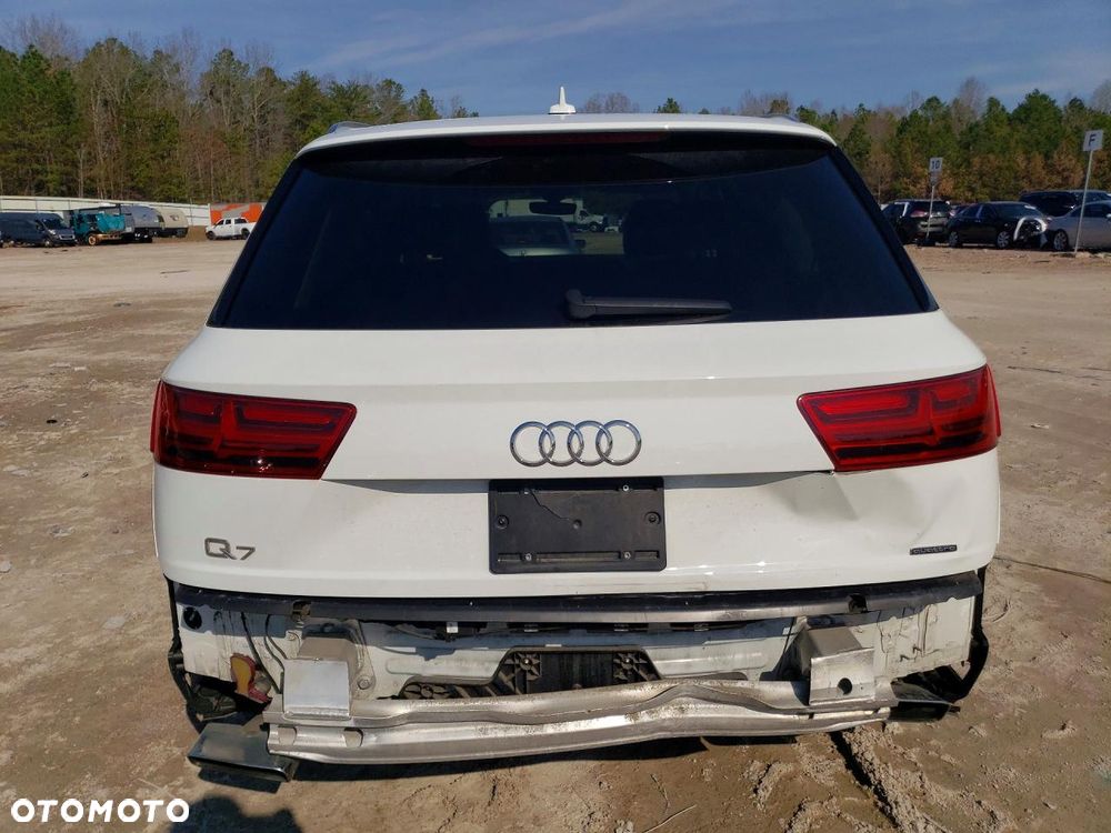 Audi Q7 - 5