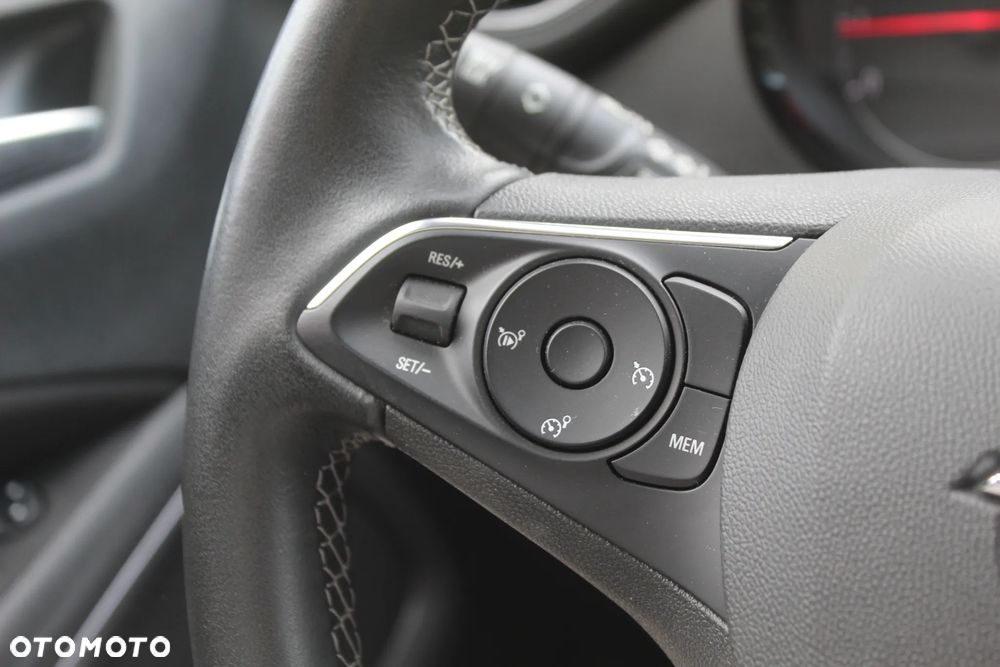 Opel Crossland X - 20
