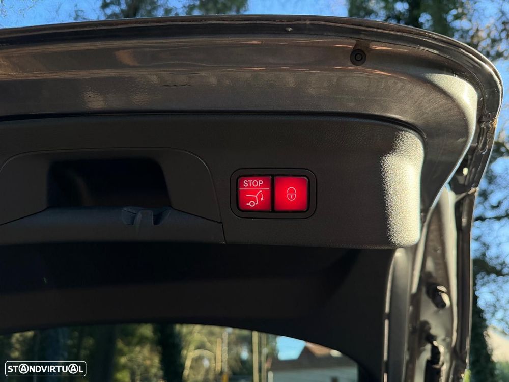 Mercedes-Benz GLC 300 de Coupé 4Matic - 38