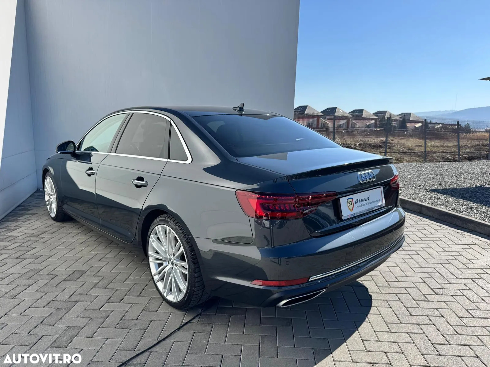 Audi A4 2.0 TDI S tronic - 4