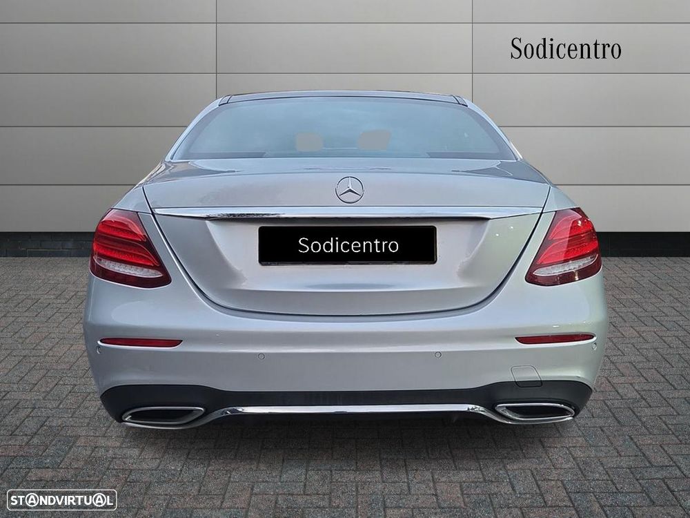 Mercedes-Benz E 220 d AMG - 8