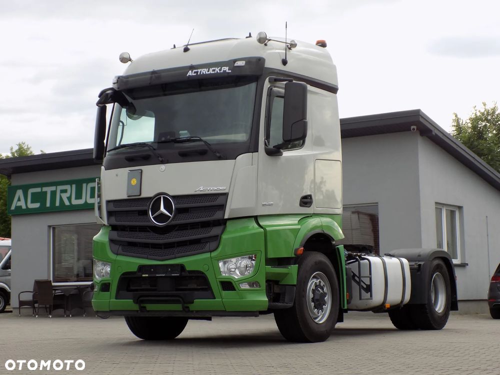 Mercedes-Benz 1848 4X4 HUD - 1