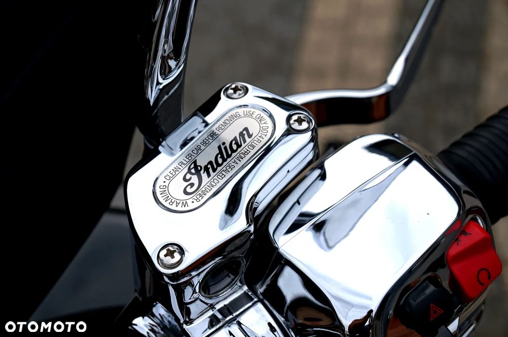 Indian Roadmaster - 27