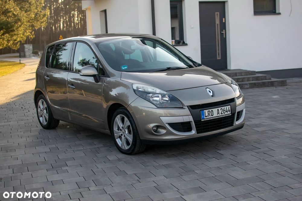 Renault Scenic - 12
