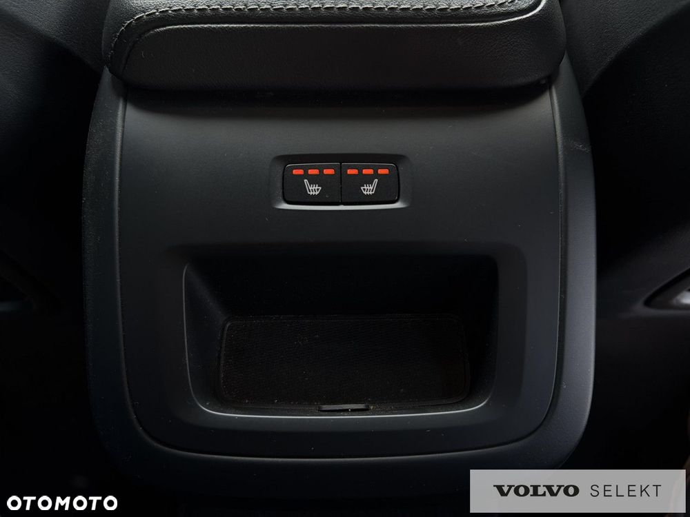 Volvo V60 Cross Country - 16