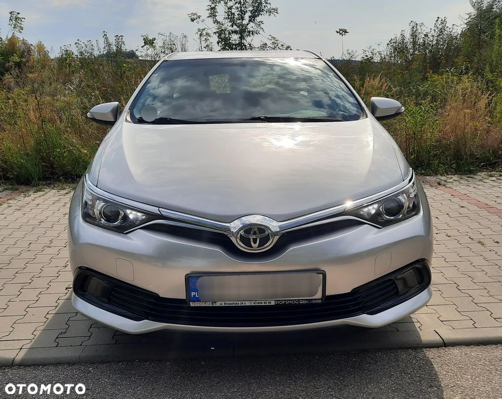 Toyota Auris 1.6 Active - 9