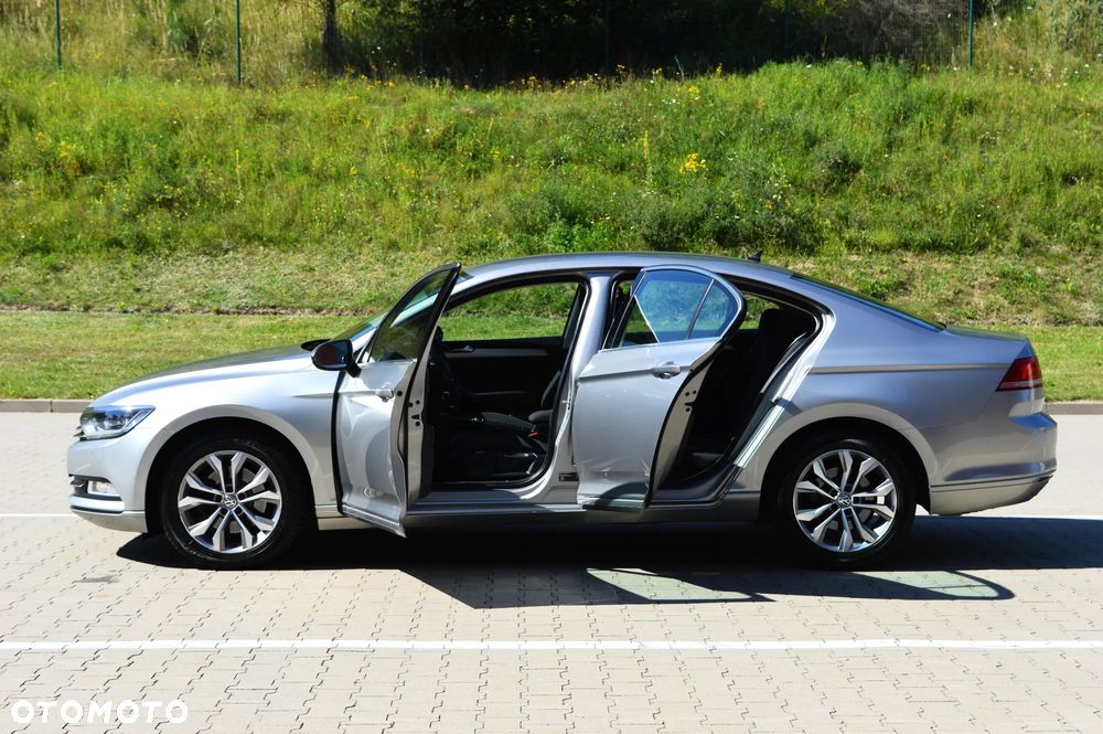 Volkswagen Passat 1.8 TSI BMT Comfortline DSG - 26