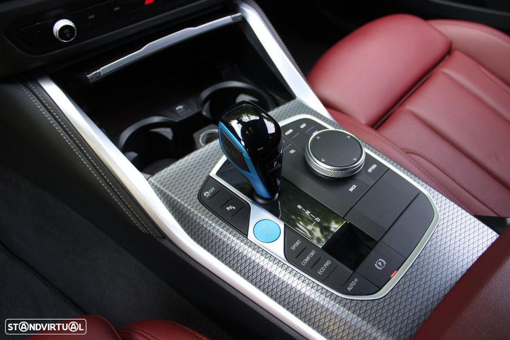 BMW i4 eDrive40 Pack Desportivo M - 41