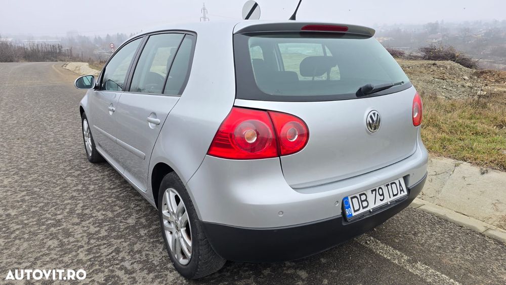 Volkswagen Golf 1.6 Highline - 6