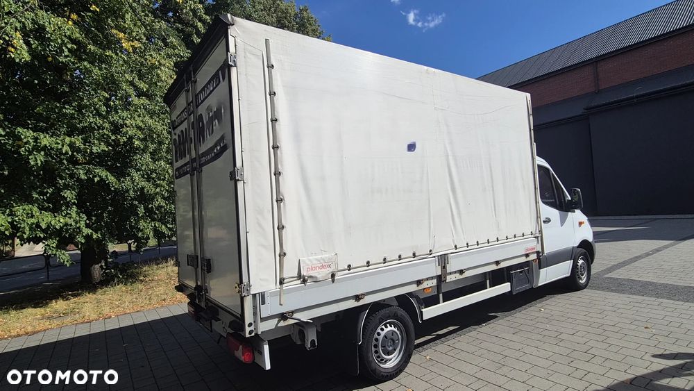 Mercedes-Benz SPRINTER - 2