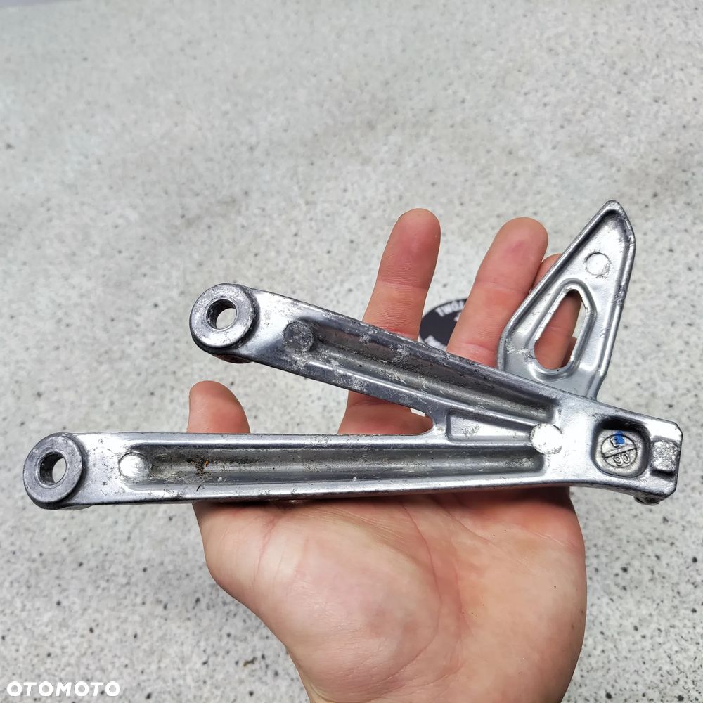 Set prawy tył, podnóżek pasażera Triumph Daytona 675 - 3