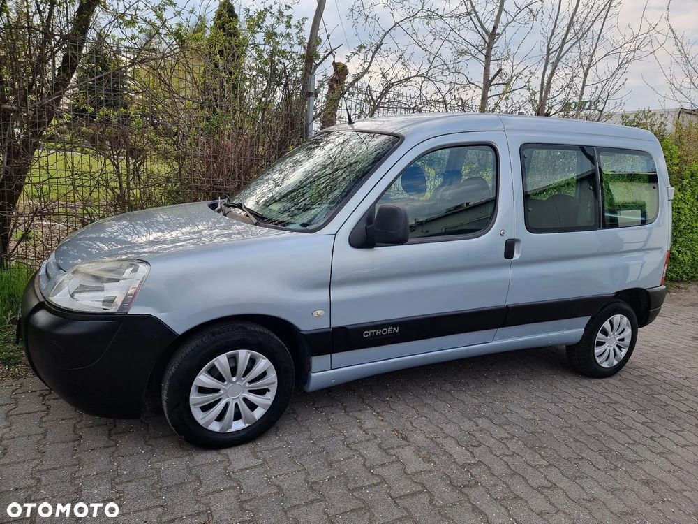 Citroën Berlingo II 1.4i First - 10