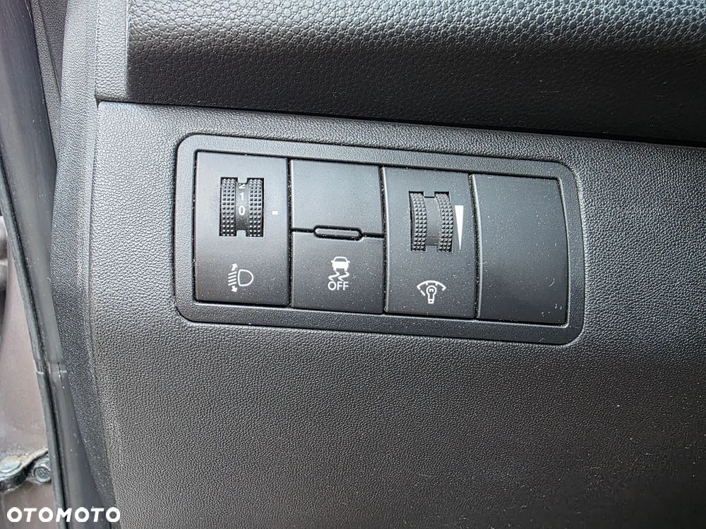 Hyundai ix20 1.4 Trend - 14