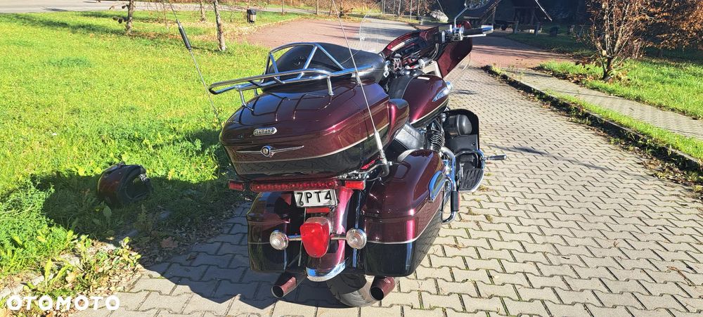 Yamaha Venture - 5