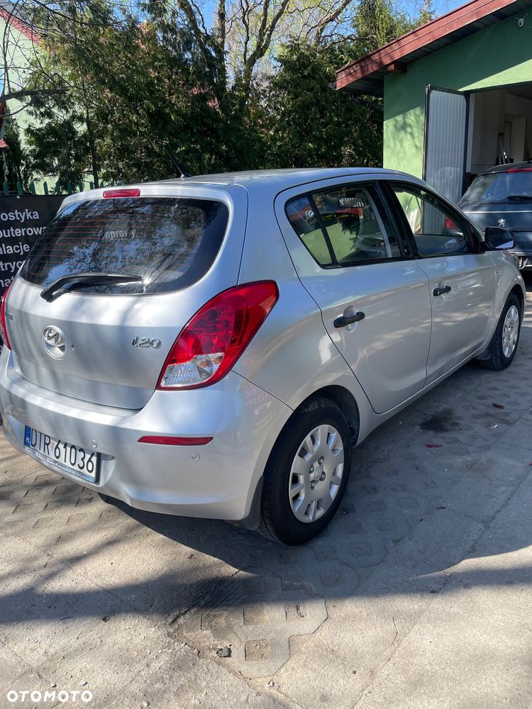Hyundai i20 1.25 Classic + - 11