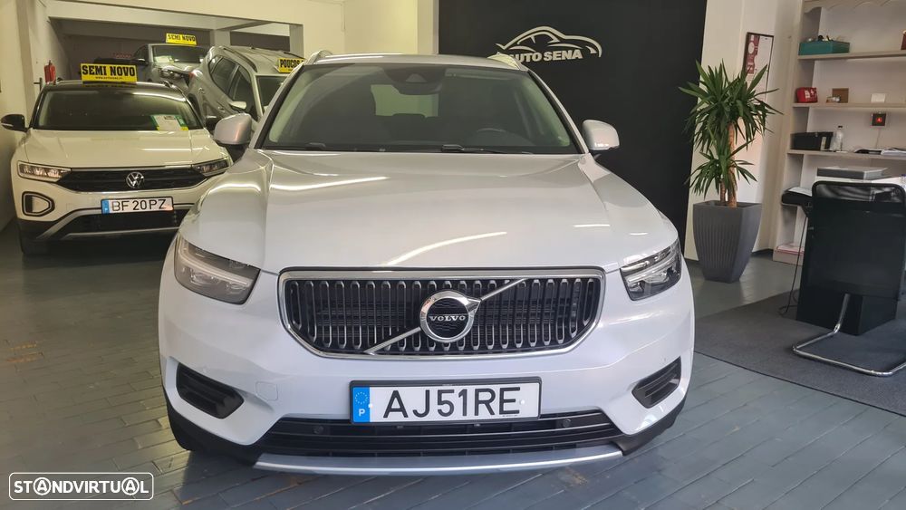 Volvo XC 40 1.5 T3 Momentum Geartronic - 5