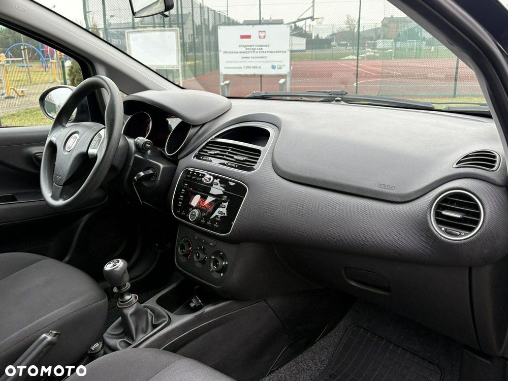 Fiat Grande Punto - 13