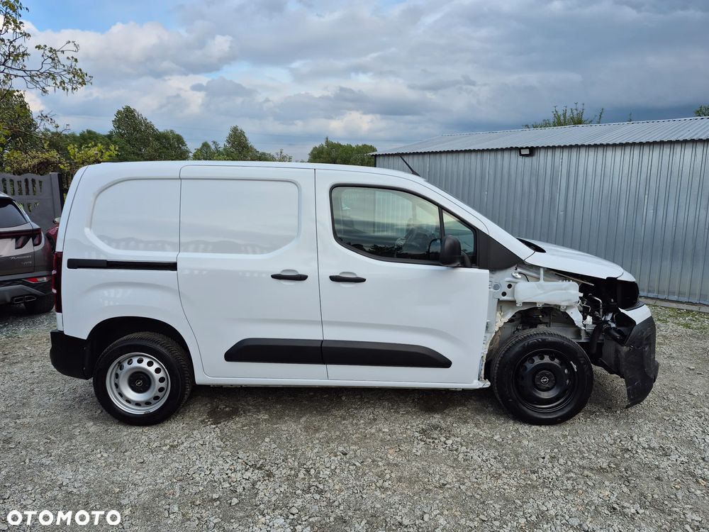 Opel COMBO - 4