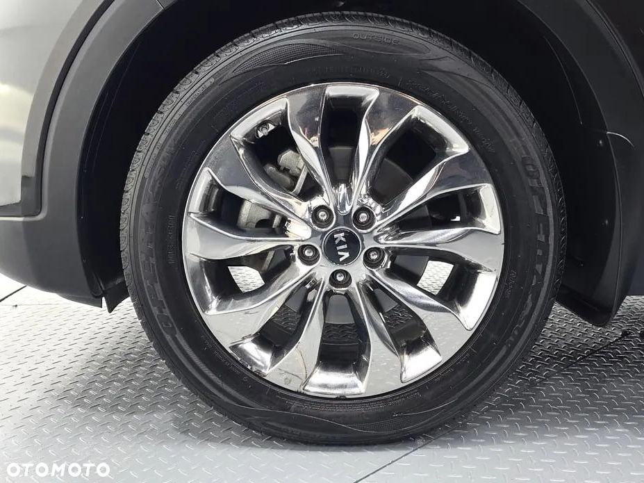 Kia Sorento - 22