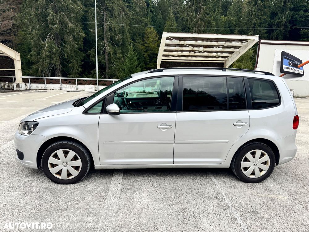 Volkswagen Touran 2.0 TDI DSG Highline - 3