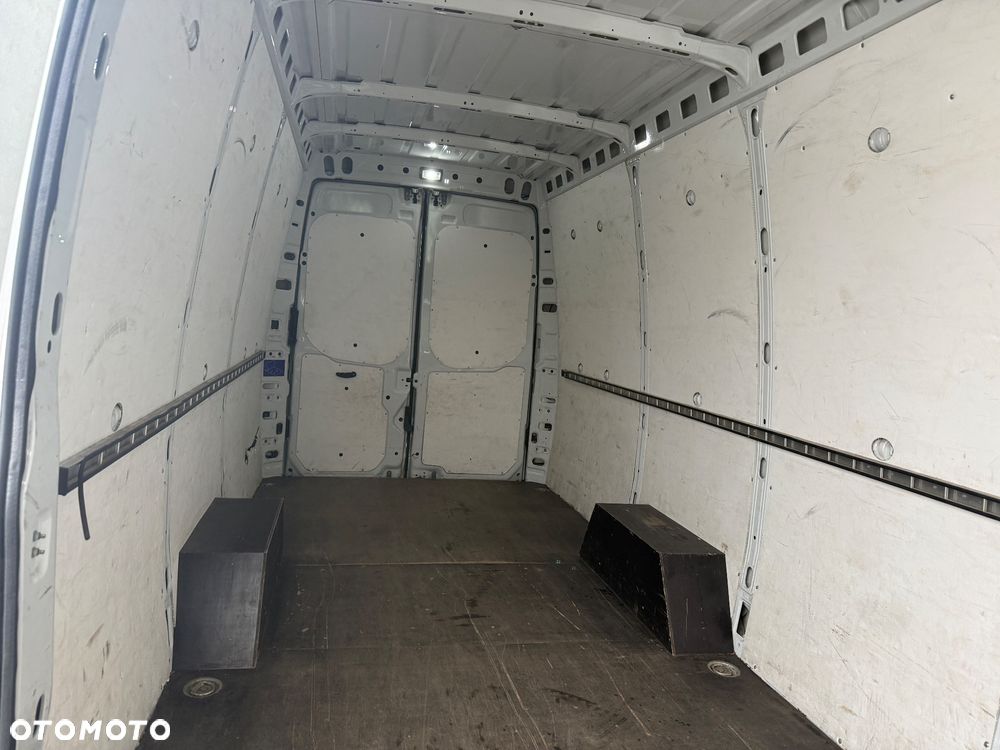 Iveco 2022/Daily 35-140 A8V/MAXI/ Automat Hi-Matic/full LED reflektory/Klima/PDC/tempomat/fotel comfort - 9