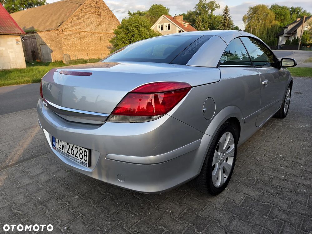 Opel Astra 1.8 Cosmo - 9