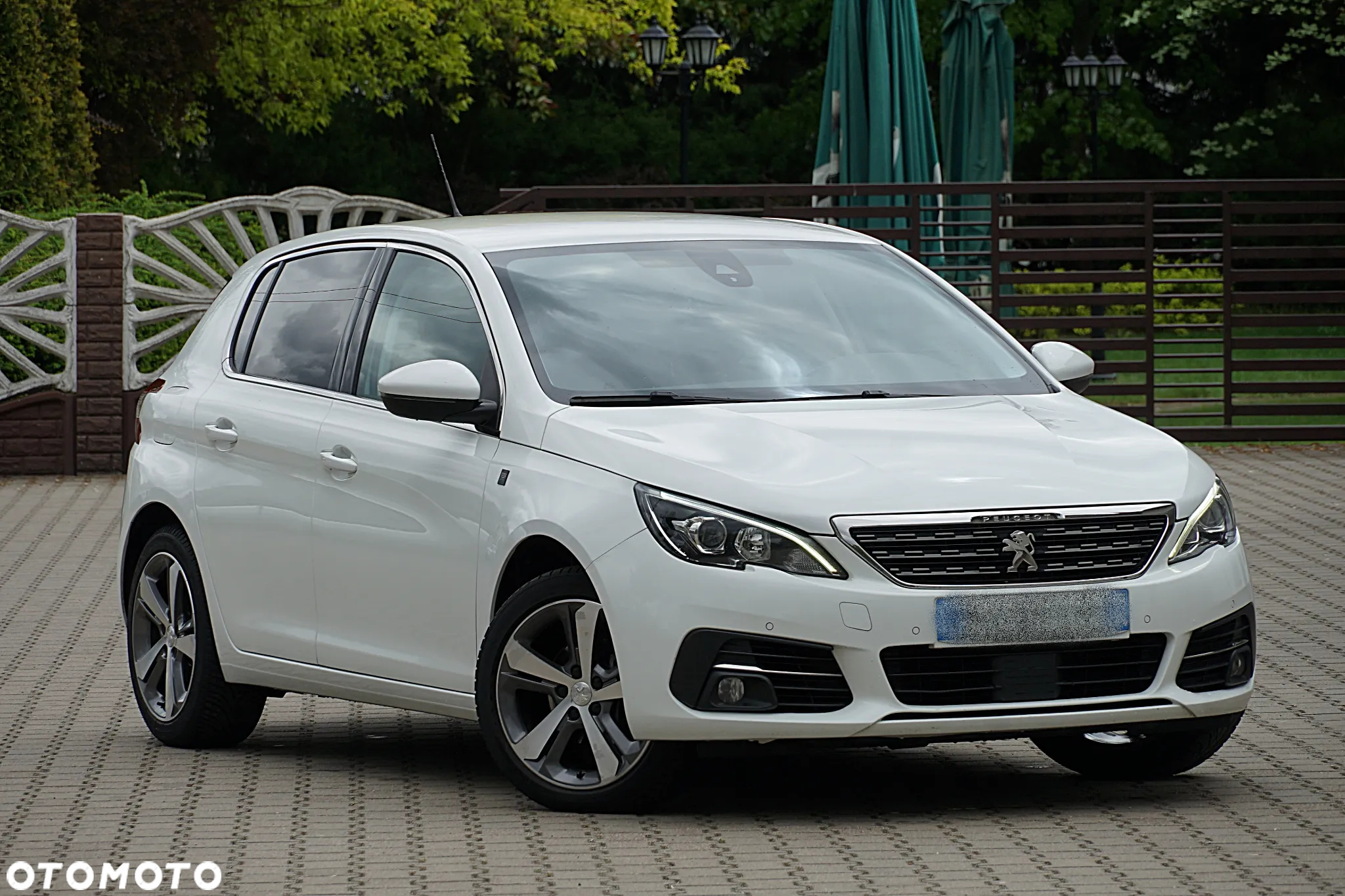 Peugeot 308 BlueHDi FAP 130 EAT8 Stop & Start Tech Edition - 9