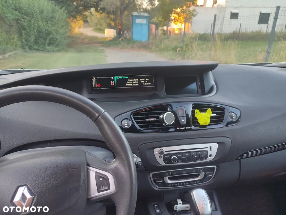Renault Scenic 1.5 dCi Dynamique EDC - 8