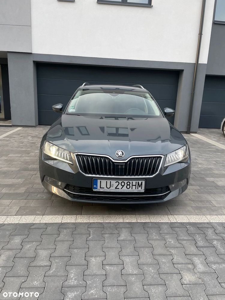 Skoda Superb 2.0 TDI L&K DSG - 1