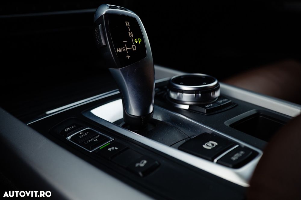 BMW X5 xDrive25d - 17