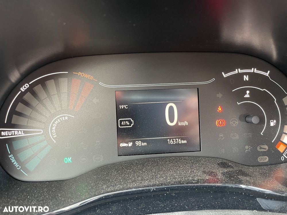 Dacia Spring 26.8 kWh Essential - 4