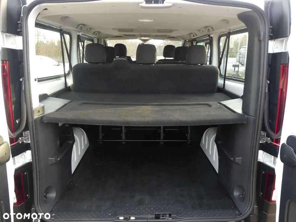 Renault Trafic Grand Passenger 3,0t Pack Clim - 8