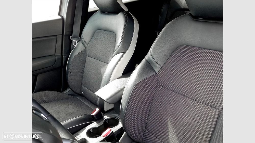 Renault Captur 1.0 TCe Intens - 12