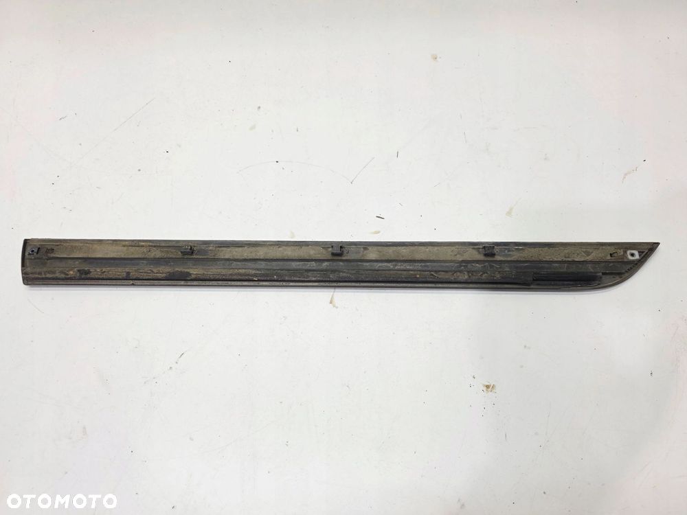 LISTWA DOLNA DRZWI PRAWY TYŁ AUDI A3 8P 8P4 SPORTBACK LY1Q - 4