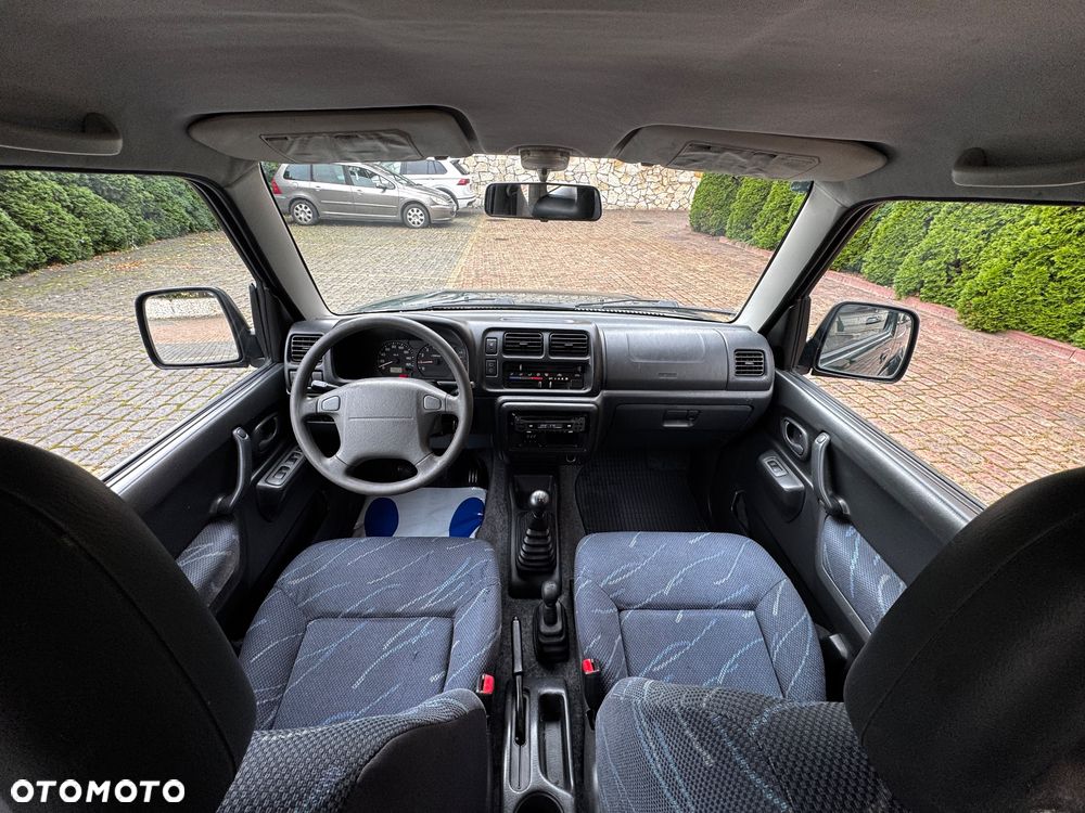 Suzuki Jimny 1.3 - 8