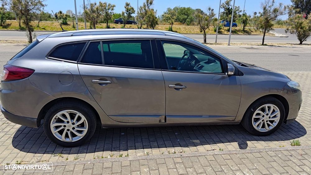 Renault Mégane Sport Tourer dCi 110 FAP Paris Business - 1