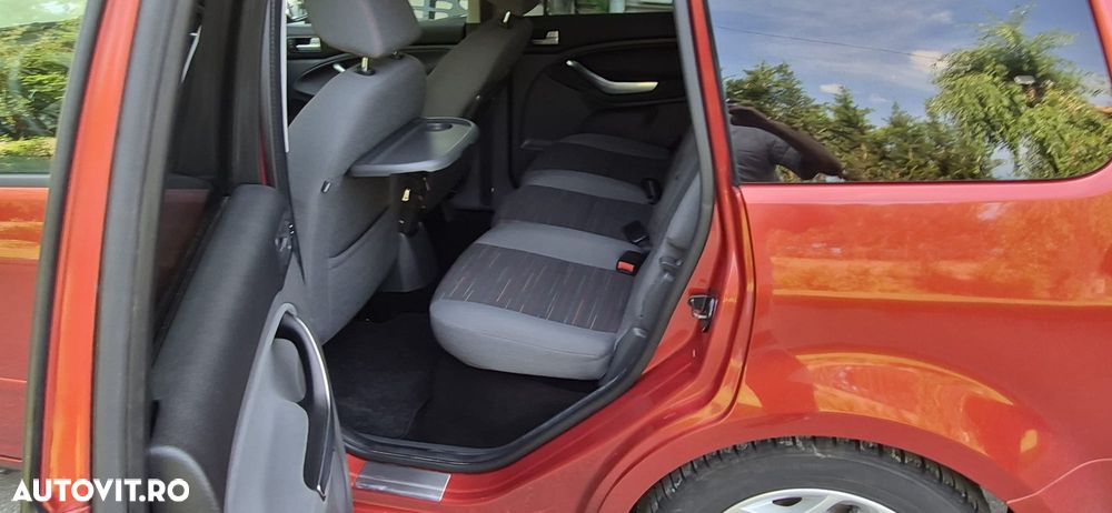 Ford C-Max - 15