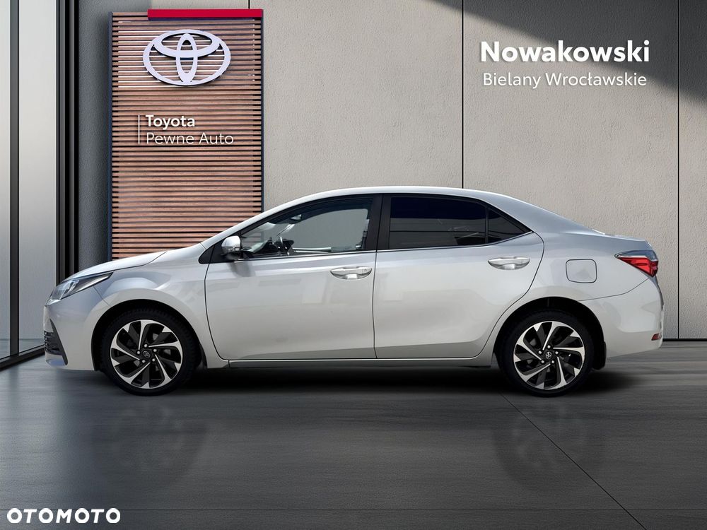 Toyota Corolla - 4