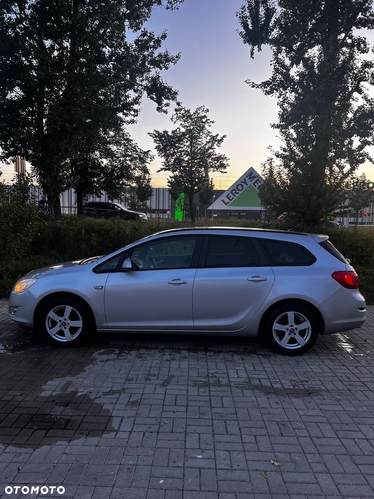 Opel Astra 1.4 Turbo - 2